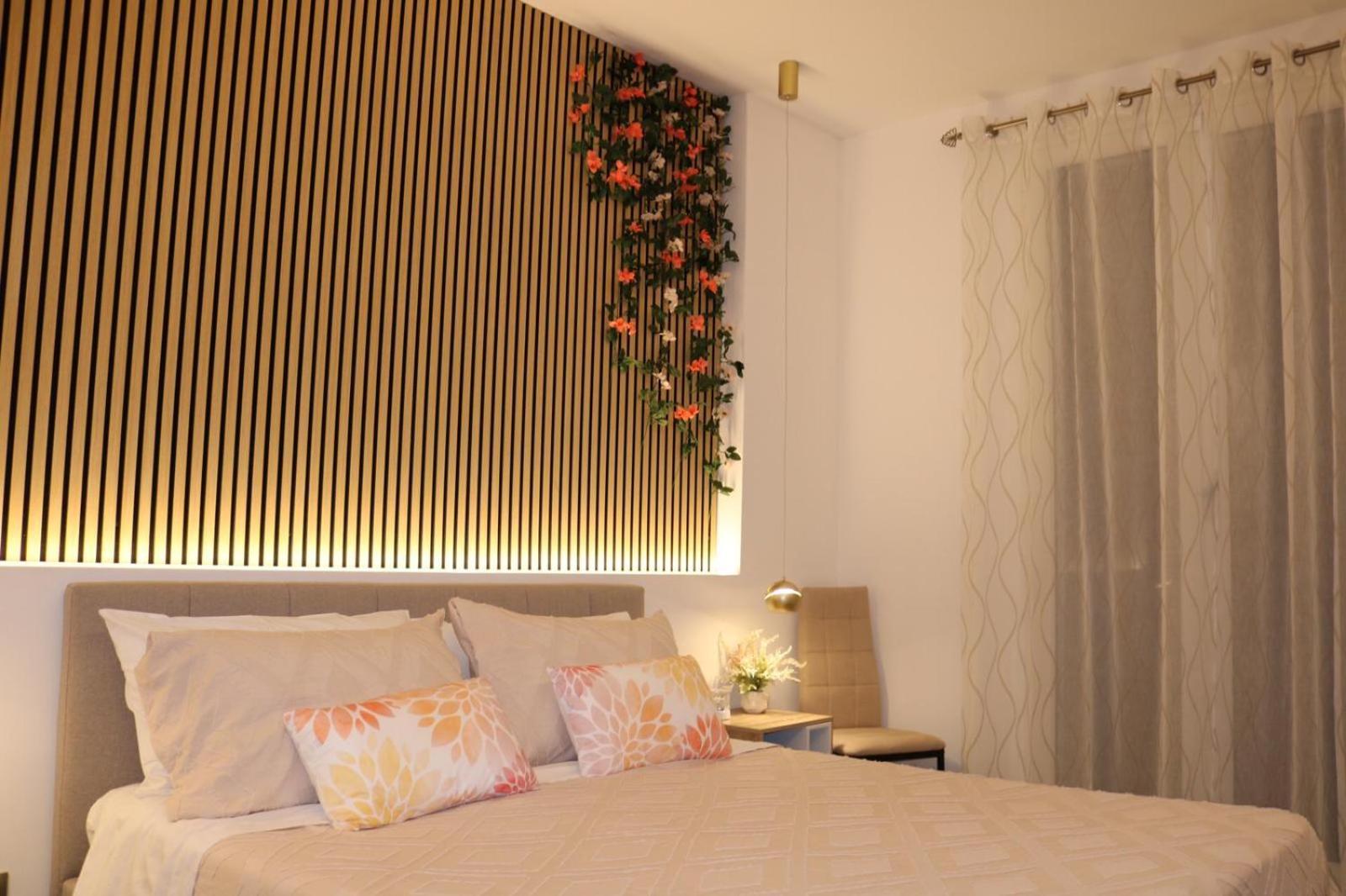 Allumaro House 卡斯泰拉马莱 外观 照片